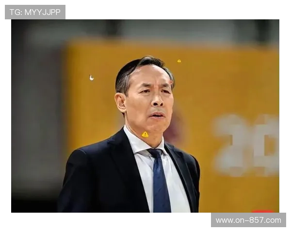 周琦比赛中眼部不适伤退，主帅许利民称感觉类似上赛季旧伤